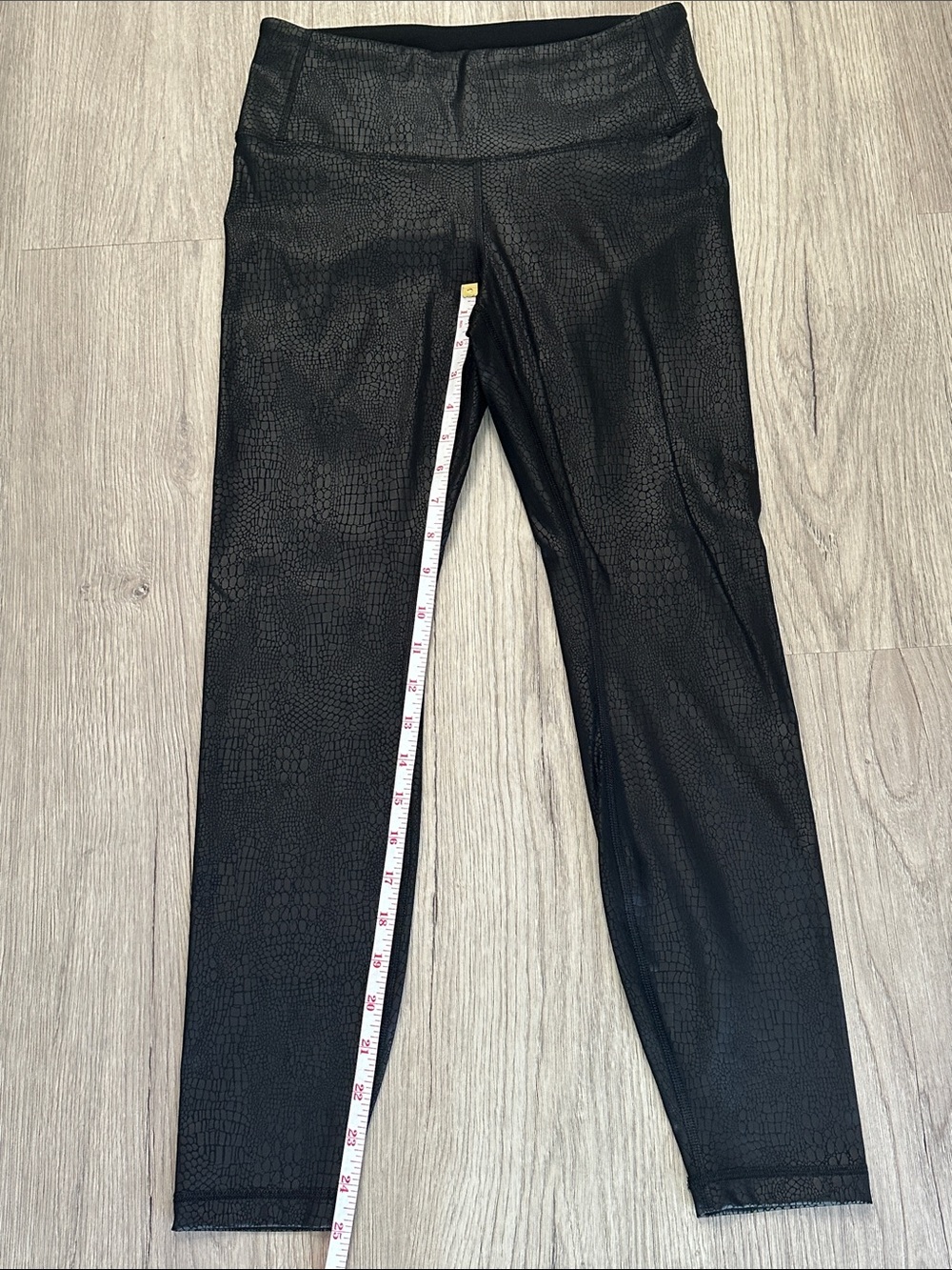 NWOT CRZ 25” Crocodile Faux Leather Leggings - Picture 7 of 9